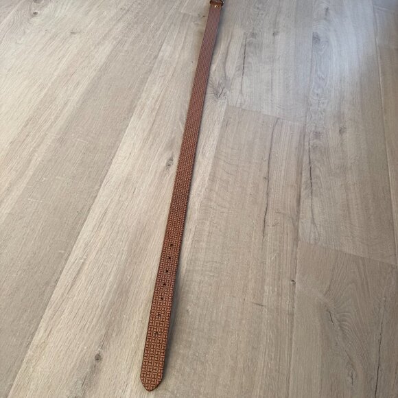 TOMMY HILFIGER reversible belt logo and plain sides size M 34-36 NWT - Picture 5 of 7